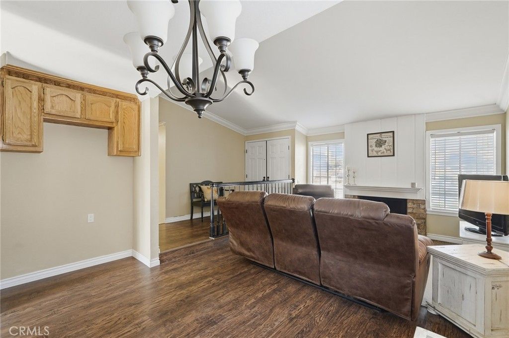 Image 14 of property listing at 2533 N Glenwood, Rialto, CA 92377