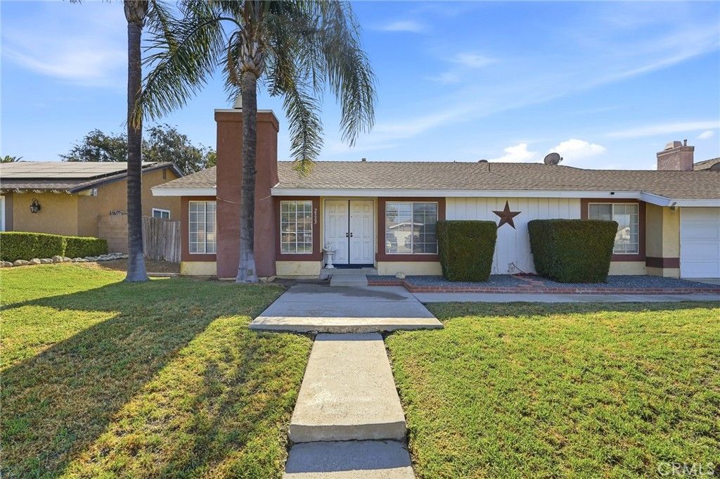 Image 2 of property listing at 2533 N Glenwood, Rialto, CA 92377