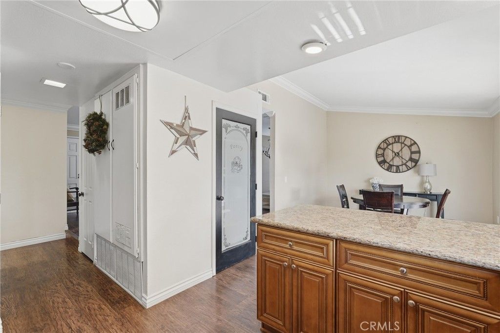 Image 21 of property listing at 2533 N Glenwood, Rialto, CA 92377