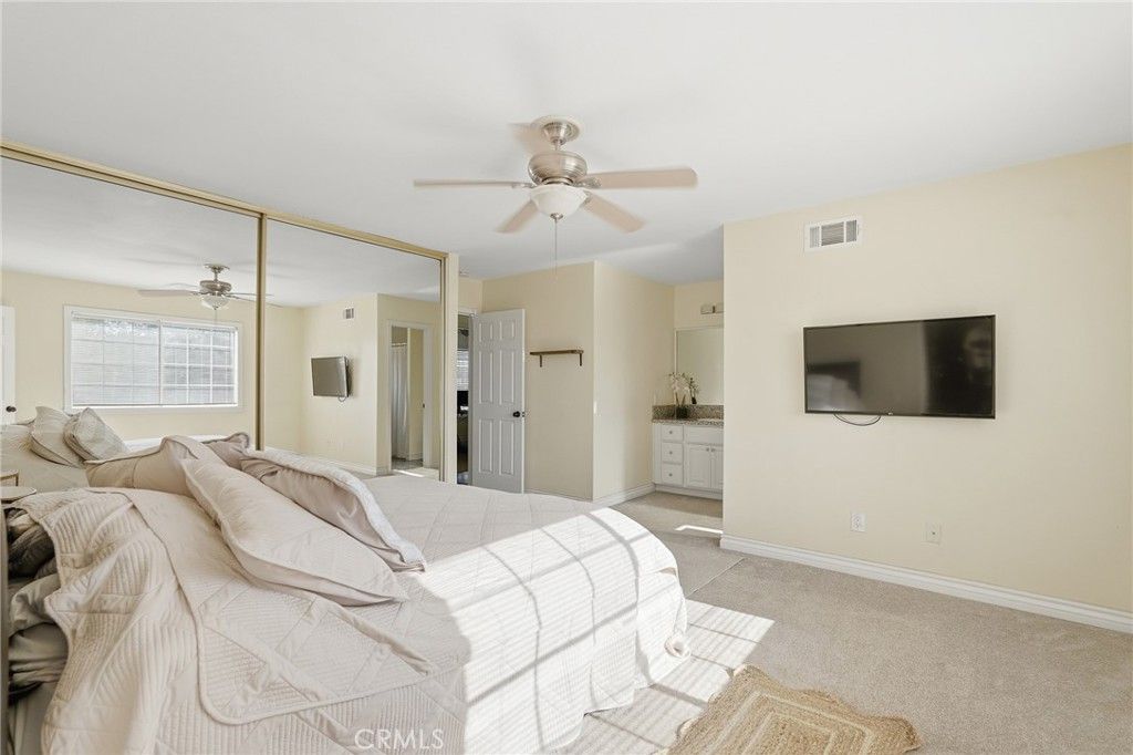Image 28 of property listing at 2533 N Glenwood, Rialto, CA 92377