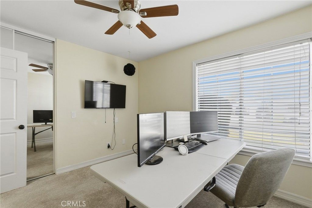 Image 32 of property listing at 2533 N Glenwood, Rialto, CA 92377