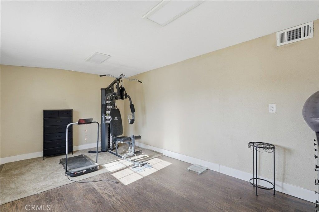 Image 36 of property listing at 2533 N Glenwood, Rialto, CA 92377