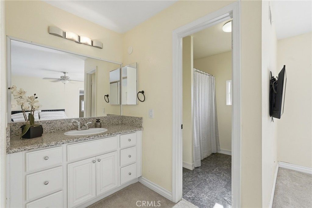 Image 41 of property listing at 2533 N Glenwood, Rialto, CA 92377