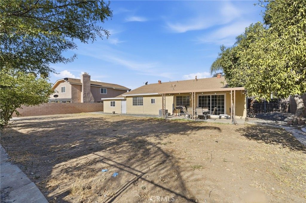 Image 43 of property listing at 2533 N Glenwood, Rialto, CA 92377