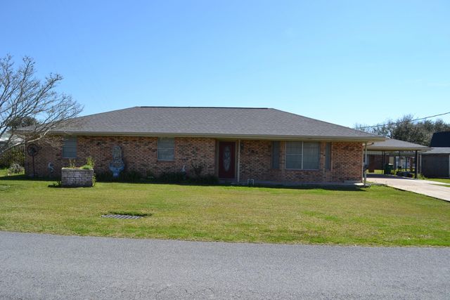 163 Comeaux Dr, Lockport, LA 70374