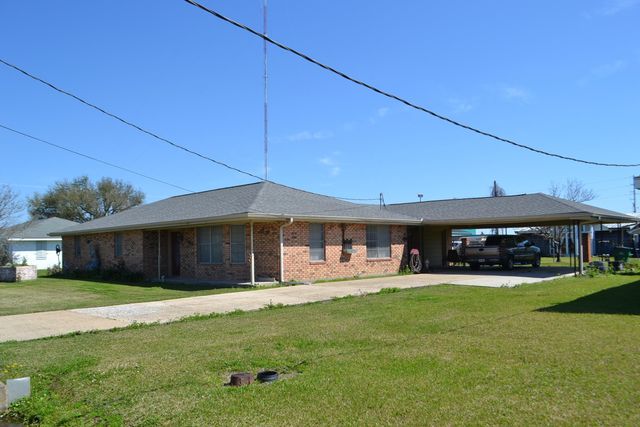 163 Comeaux Dr, Lockport, LA 70374