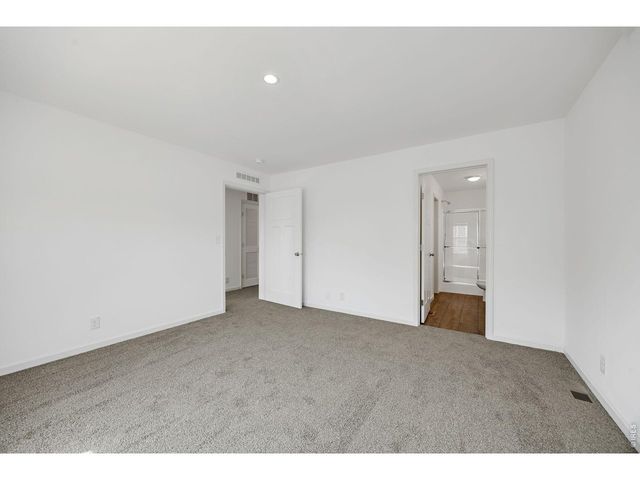 4267 Gaslamp Dr, Loveland, CO 80537