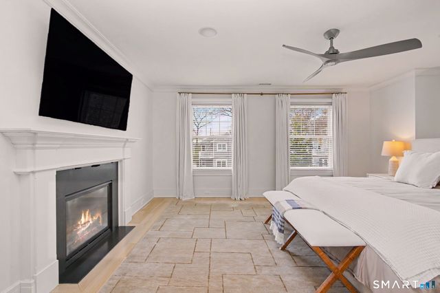 34 Nearwater Road, Norwalk, CT 06853