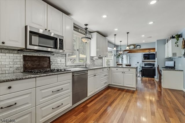 108 Skyline Drive, Sparta Twp., NJ 07871