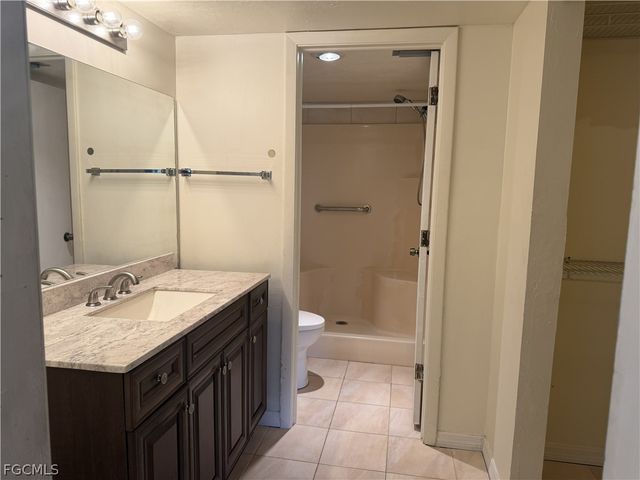 15488 Admiralty CIR 4, North Fort Myers, FL 33917