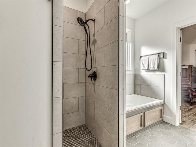 2833 Dalewood Place, Norman, OK 73071