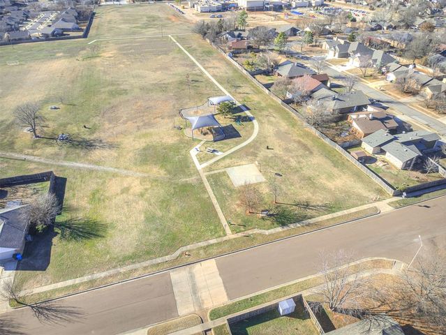 2833 Dalewood Place, Norman, OK 73071