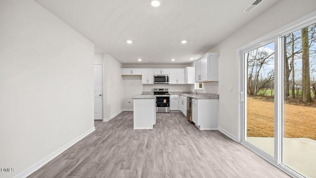 102 Claude Street, La Grange, NC 28551