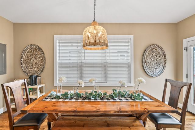 916A Thomas Ave, Nashville, TN 37216