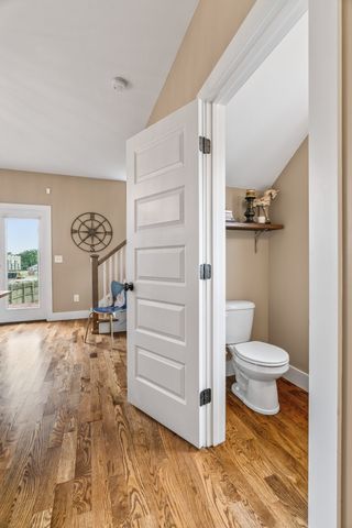 916A Thomas Ave, Nashville, TN 37216