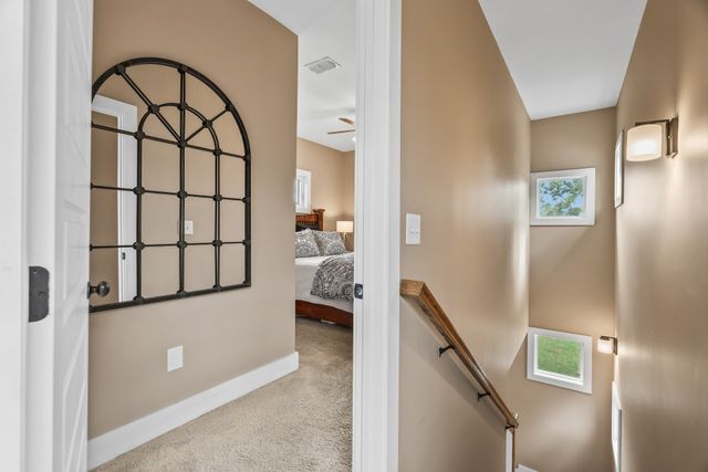 916A Thomas Ave, Nashville, TN 37216