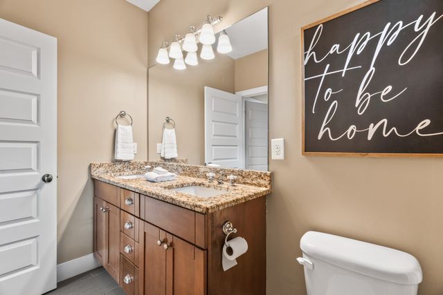 916A Thomas Ave, Nashville, TN 37216