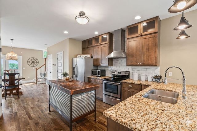916A Thomas Ave, Nashville, TN 37216