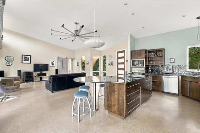 110 Purgatory PASS, San Marcos, TX 78666