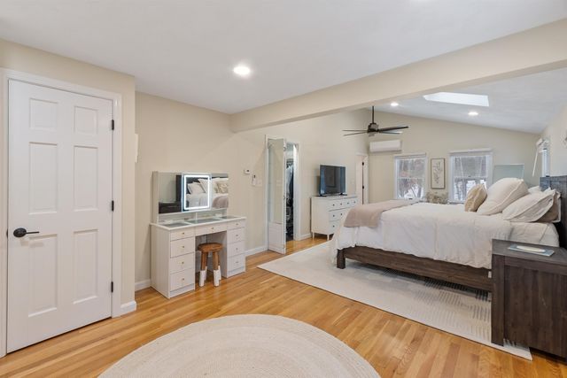 7 Brentwood Avenue, Salem, NH 03079