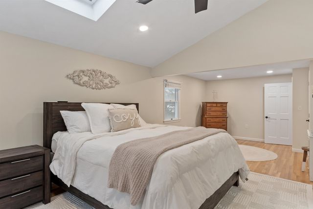 7 Brentwood Avenue, Salem, NH 03079