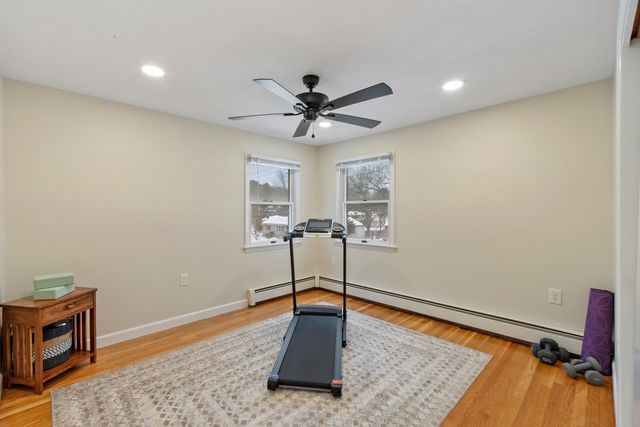 7 Brentwood Avenue, Salem, NH 03079