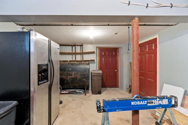 7 Brentwood Avenue, Salem, NH 03079