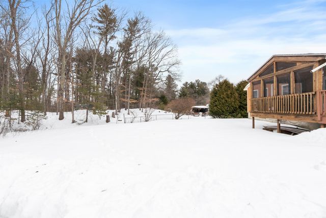 7 Brentwood Avenue, Salem, NH 03079