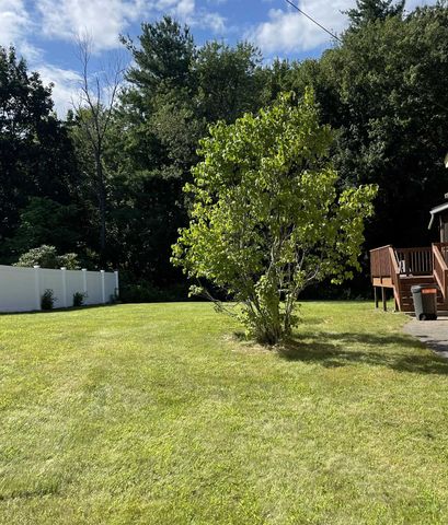 7 Brentwood Avenue, Salem, NH 03079