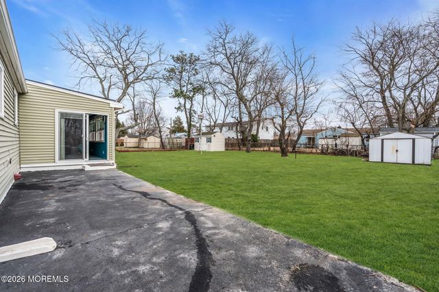 252 Ashwood Drive, Brick, NJ 08723