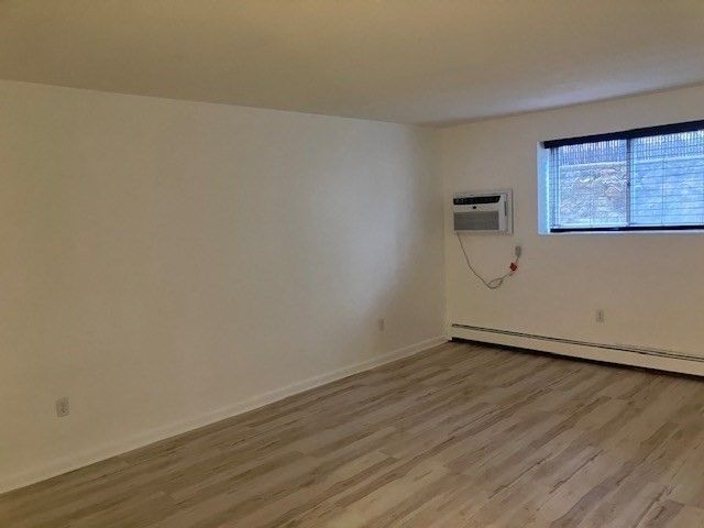 116 Trapelo Rd 6, Waltham, MA 02452