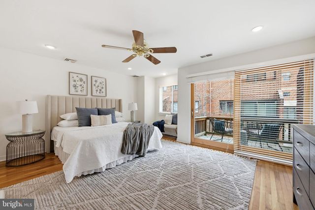 919 LATIMER ST, Philadelphia, PA 19107