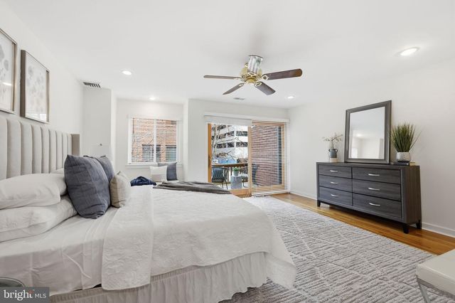 919 LATIMER ST, Philadelphia, PA 19107