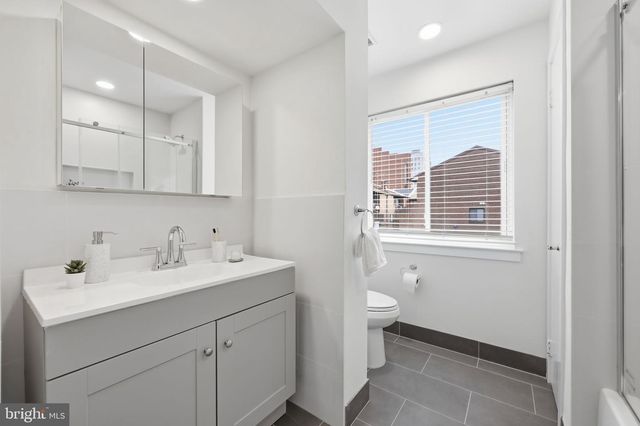 919 LATIMER ST, Philadelphia, PA 19107