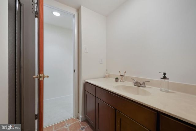 919 LATIMER ST, Philadelphia, PA 19107