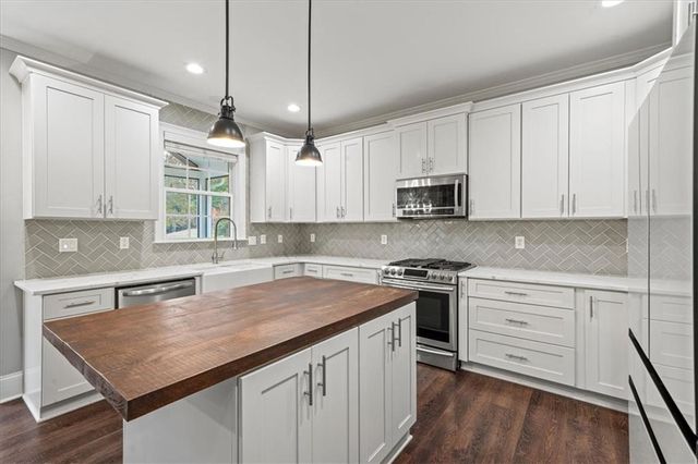 133 Copper Hills Drive, Canton, GA 30114