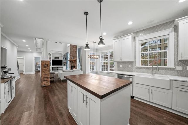 133 Copper Hills Drive, Canton, GA 30114