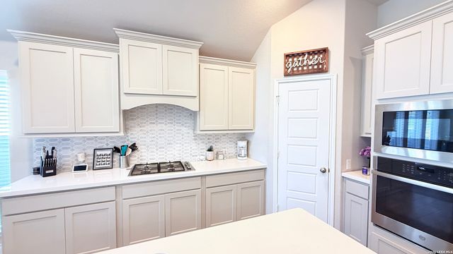 9767 Kremmen Place, Boerne, TX 78006