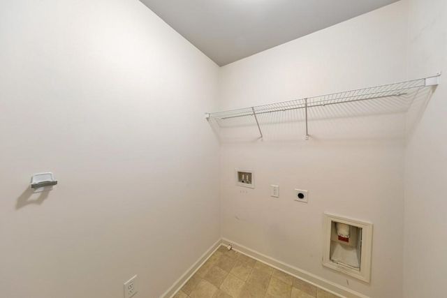 342 Braemore Mill Drive, Lawrenceville, GA 30044