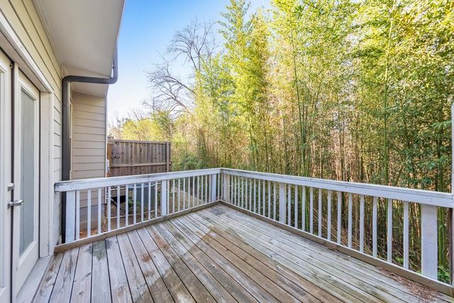 342 Braemore Mill Drive, Lawrenceville, GA 30044