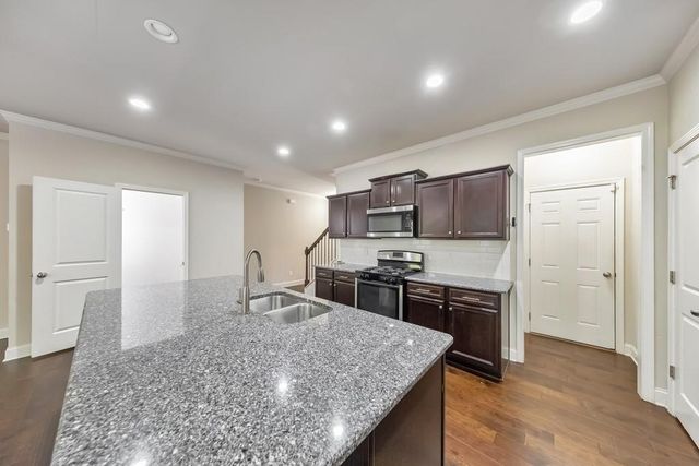 342 Braemore Mill Drive, Lawrenceville, GA 30044