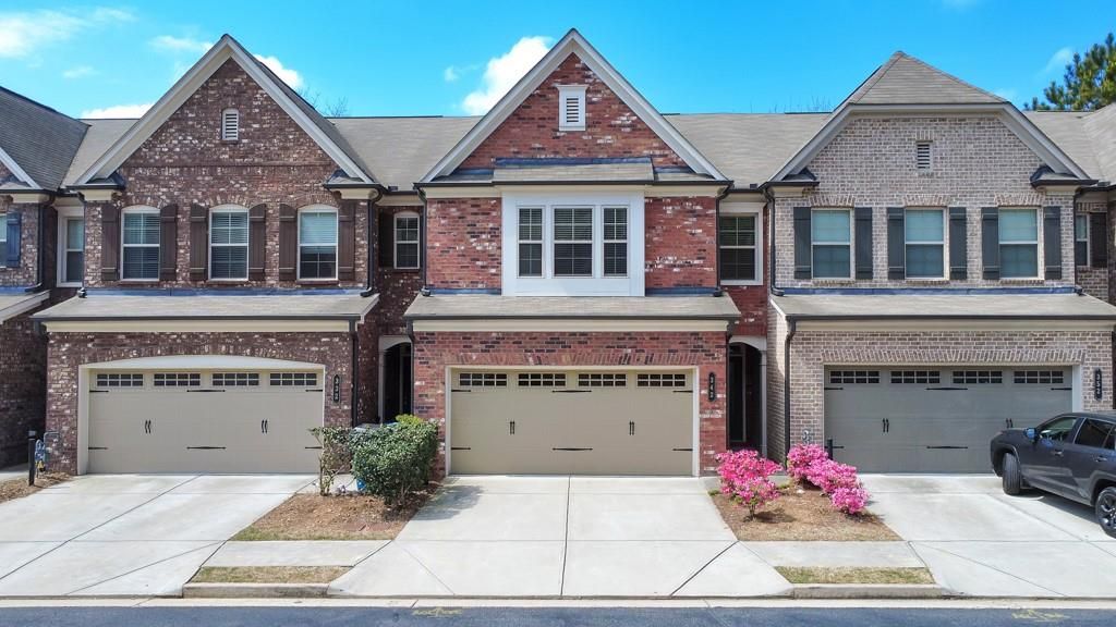 342 Braemore Mill Drive, Lawrenceville, GA 30044