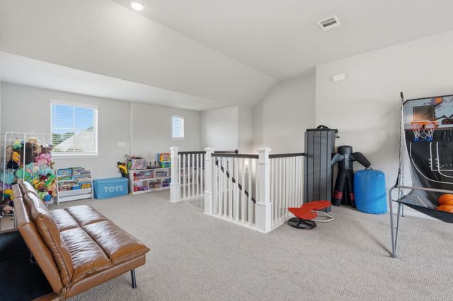 225 Peninsula Point Drive, Montgomery, TX 77356
