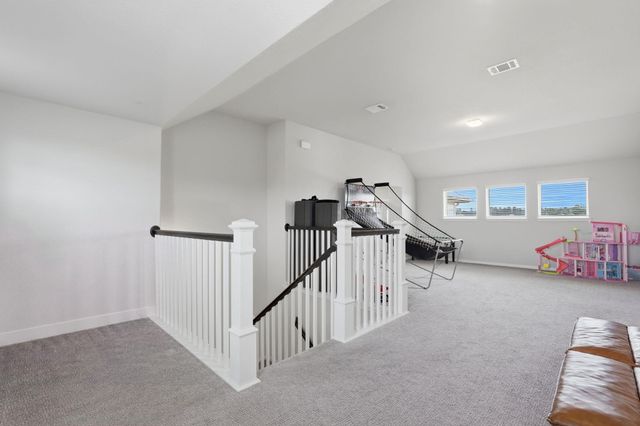 225 Peninsula Point Drive, Montgomery, TX 77356