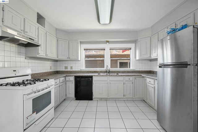 1646 51St Ave, Oakland, CA 94601