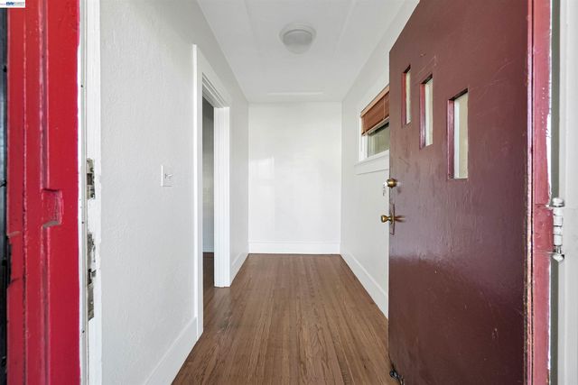 1646 51St Ave, Oakland, CA 94601