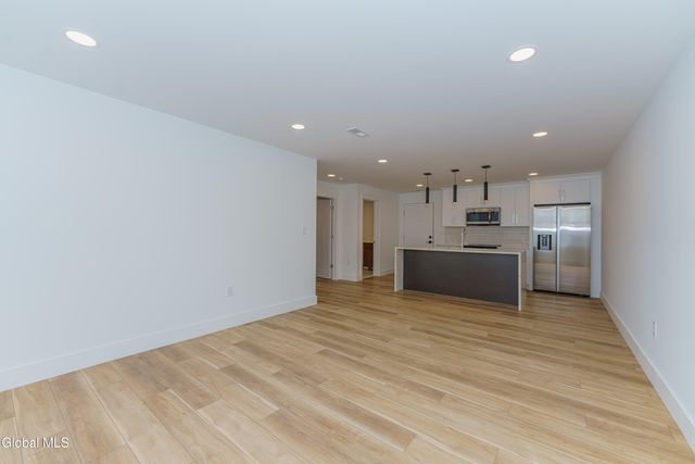 9 Laura Drive 105, Cohoes, NY 12047