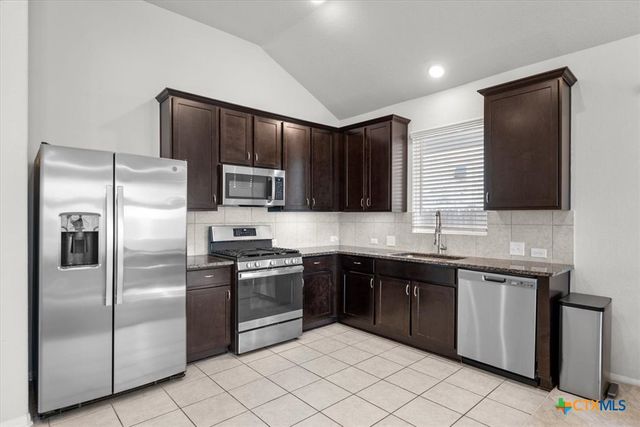 913 Blue Oak Boulevard, San Marcos, TX 78666