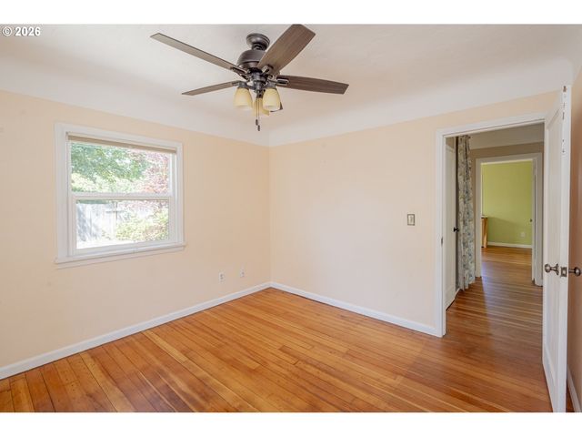 6735 Se NEHALEM St, Portland, OR 97206