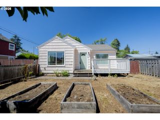 6735 Se NEHALEM St, Portland, OR 97206